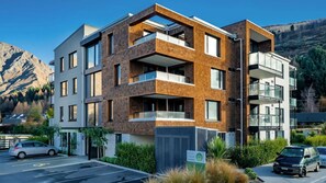 Exterior - Suki Apartment at the base of Coronet Peak (Queenstown)