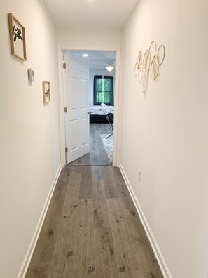 Interior - Luxurious Home away from Home! 10 min from Atlanta airport (Atlanta)