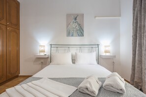 Decoración personalizada, muebles diferentes y escritorio