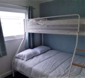 2 bedrooms, desk, iron/ironing board, travel crib