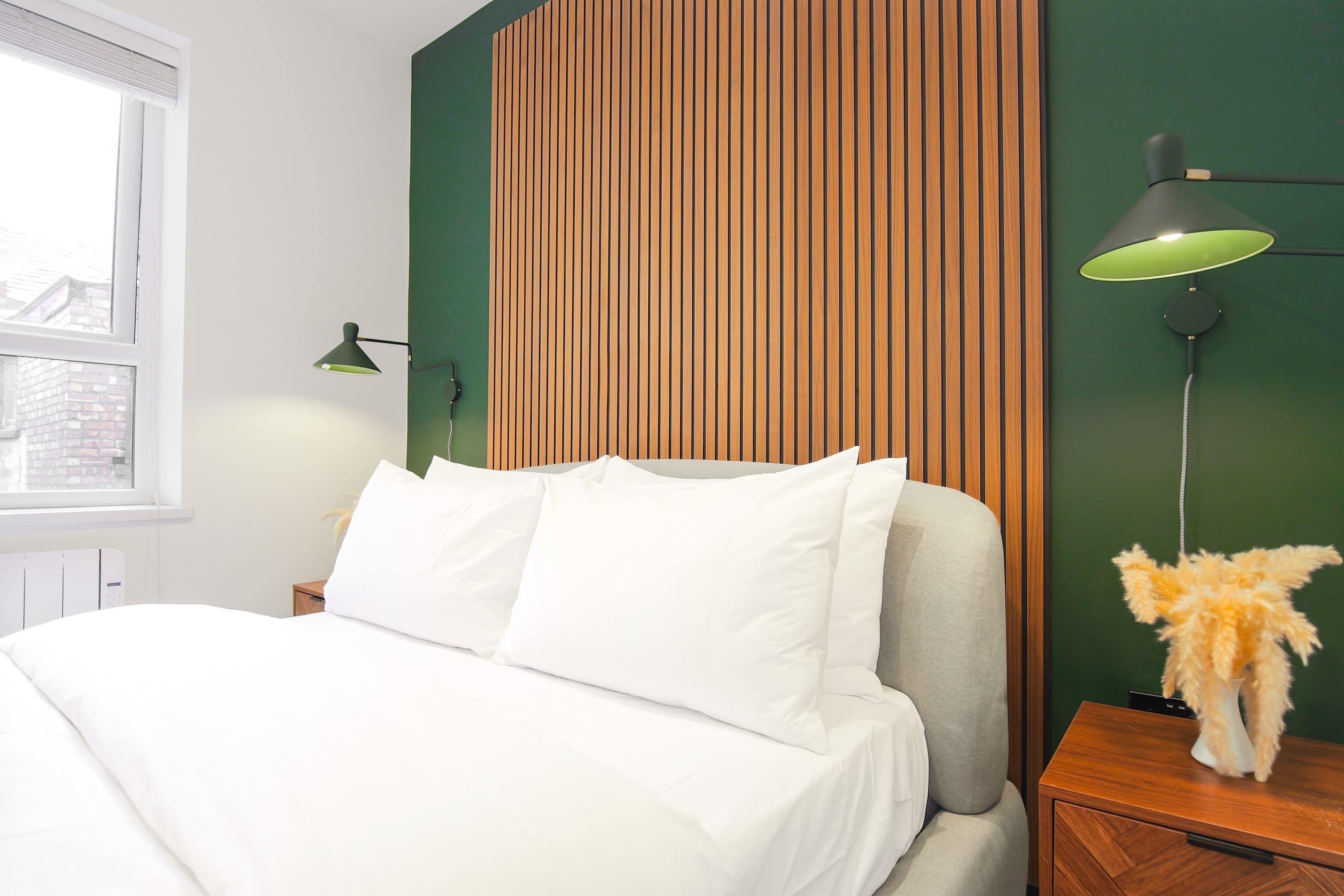 1 bedroom, desk, iron/ironing board, WiFi