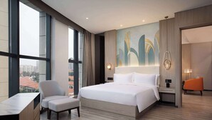 Deluxe Suite, 1 King Bed, Non Smoking - Ramada Encore by Wyndham Dongguan East (Dongguan)