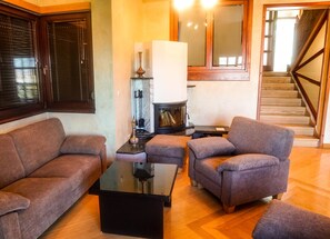 TV - Rezidental House, apartman, pool, home, big home, hotel (Sarajevo)
