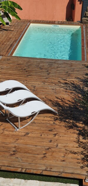 Piscine extérieure, piscine chauffée