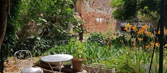 Large bedroom (3 + 1 baby ) & Dining area in a country village - 