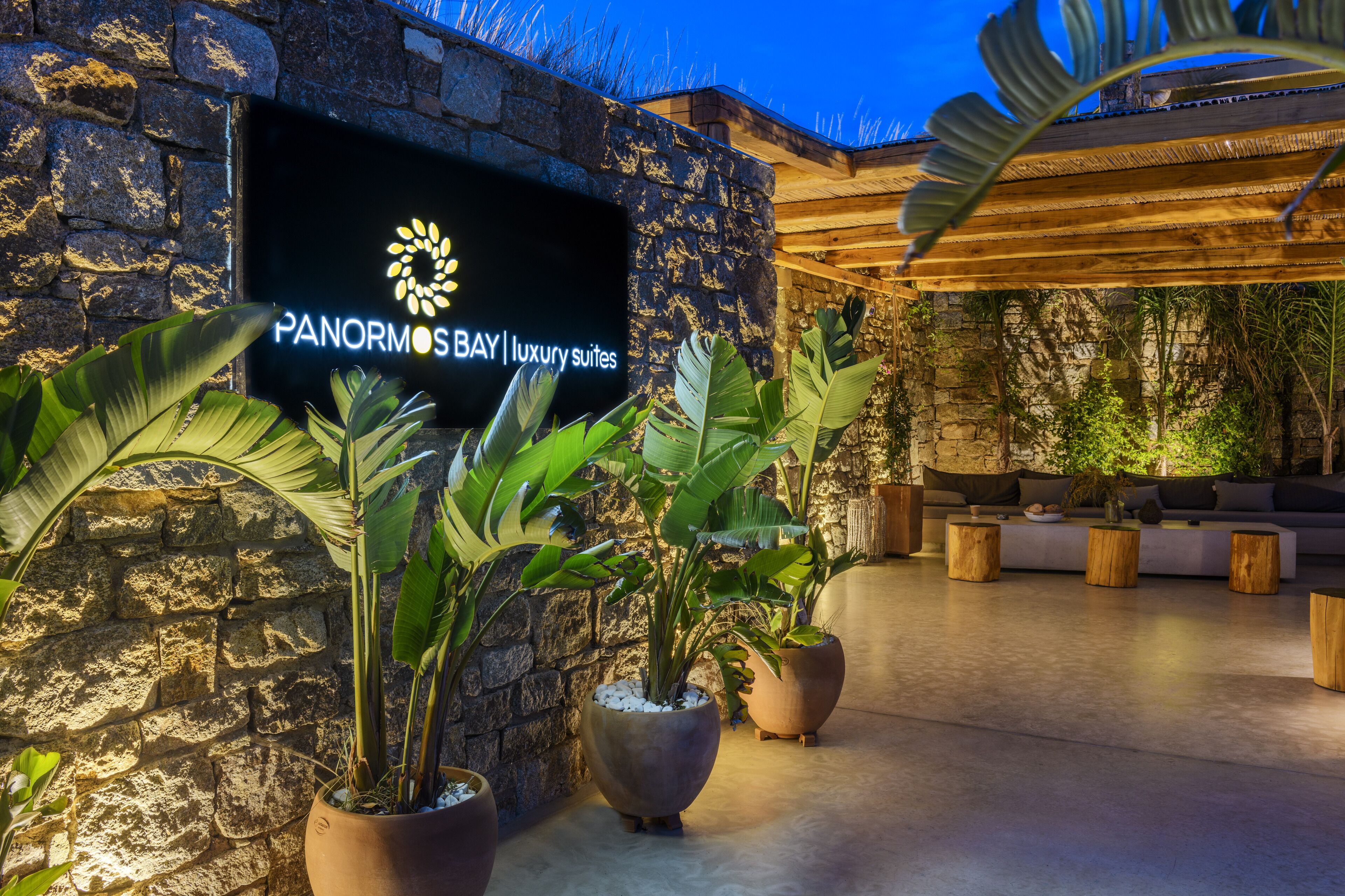 Photo - Panormos Bay Suites Luxury Resort