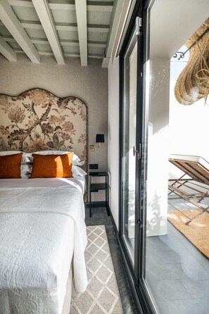 Premium bedding, minibar, in-room safe, desk - Casa Cánovas Boutique Hotel (Cádiz)