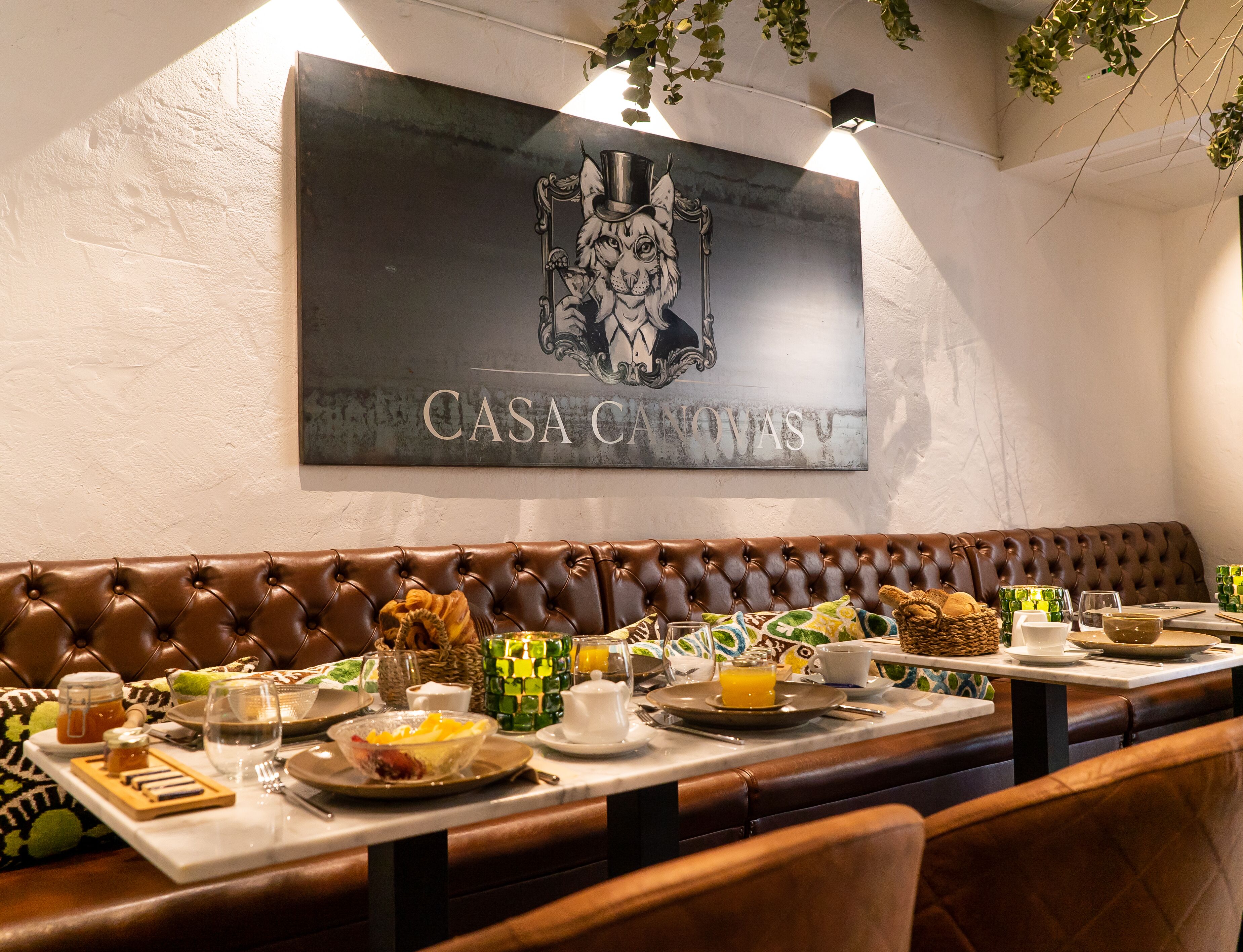 daily cooked-to-order breakfast for a fee