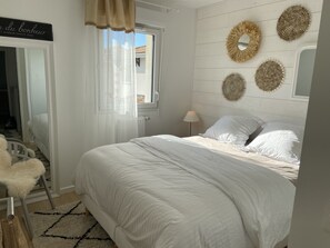 3 bedrooms, iron/ironing board