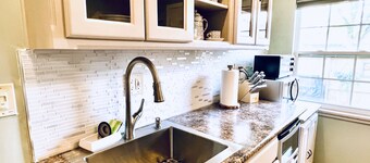 Yellow Guest House near I-40 and I-27