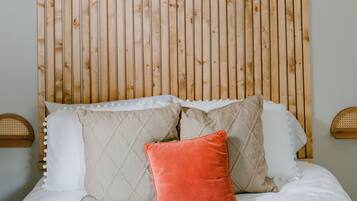 4 chambres, fer et planche à repasser, lit parapluie, Wi-Fi gratuit