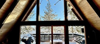 Modern A-Frame Cabin in Mammoth