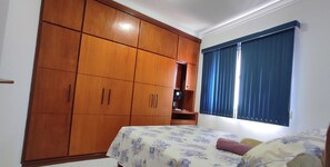 2 habitaciones, wifi, ropa de cama y acceso para silla de ruedas 