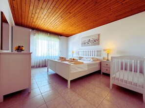 1 habitación, wifi gratis y ropa de cama 