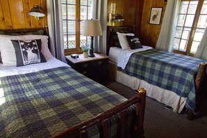 1 Schlafzimmer, Schreibtisch, Reisekinderbett, kostenloses WLAN