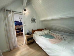 2 bedrooms, free WiFi, bed sheets - House for 4 people, in the center of Le Crotoy (Le Crotoy)