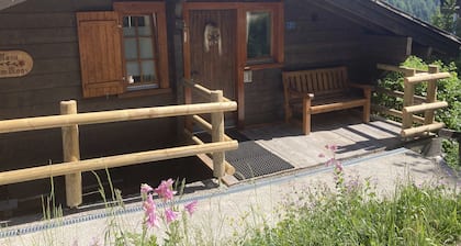 Chalet de luxe avec vue panoramique dans le Lötschental, avec abri de voiture