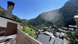 Property grounds - Cosy apartment, terrace, parking and ski room (Mas de Ribafeta)