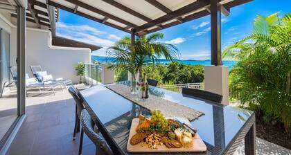 1 Bedroom Apartment in Airlie Beach with Stunning Sea Views.