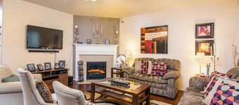 Super COZY 4 bdr home w beautiful gazebo terrace!!