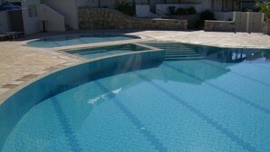 Pool - Creta Suites (Ierapetra)