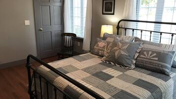 1 soverom, strykejern/-brett, wi-fi (inkludert) og sengetøy