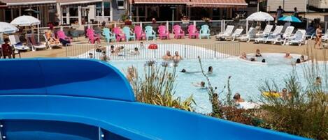 Piscine extérieure, piscine chauffée