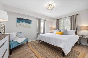 3 bedrooms, iron/ironing board, free WiFi, bed sheets