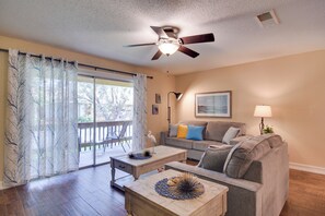 TV - Sarasota Escape ~ 4 Mi to Siesta Key Beach! (Sarasota)