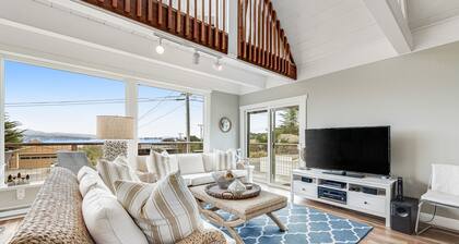 Bay view home overlooking Bodega Harbor w/ fireplaces, WiFi, & private W/D