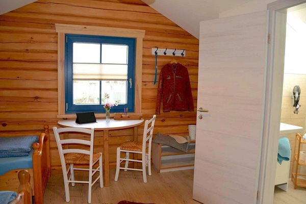 Ferienzimmer Wels-Bude mit Dusche/WC