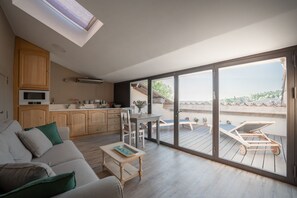 Living area - "Horizon" One Bedroom - La Maison de Beaumont (Beaumont-de-Pertuis)