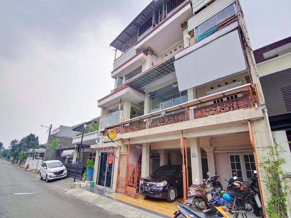 Exterior - Spot ON 90060 Jq Homestay Syariah (South Tangerang)