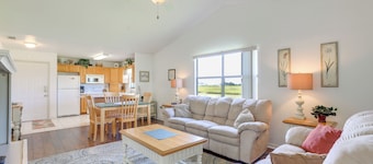Pool Access & Screened Porch: Sebring Villa!