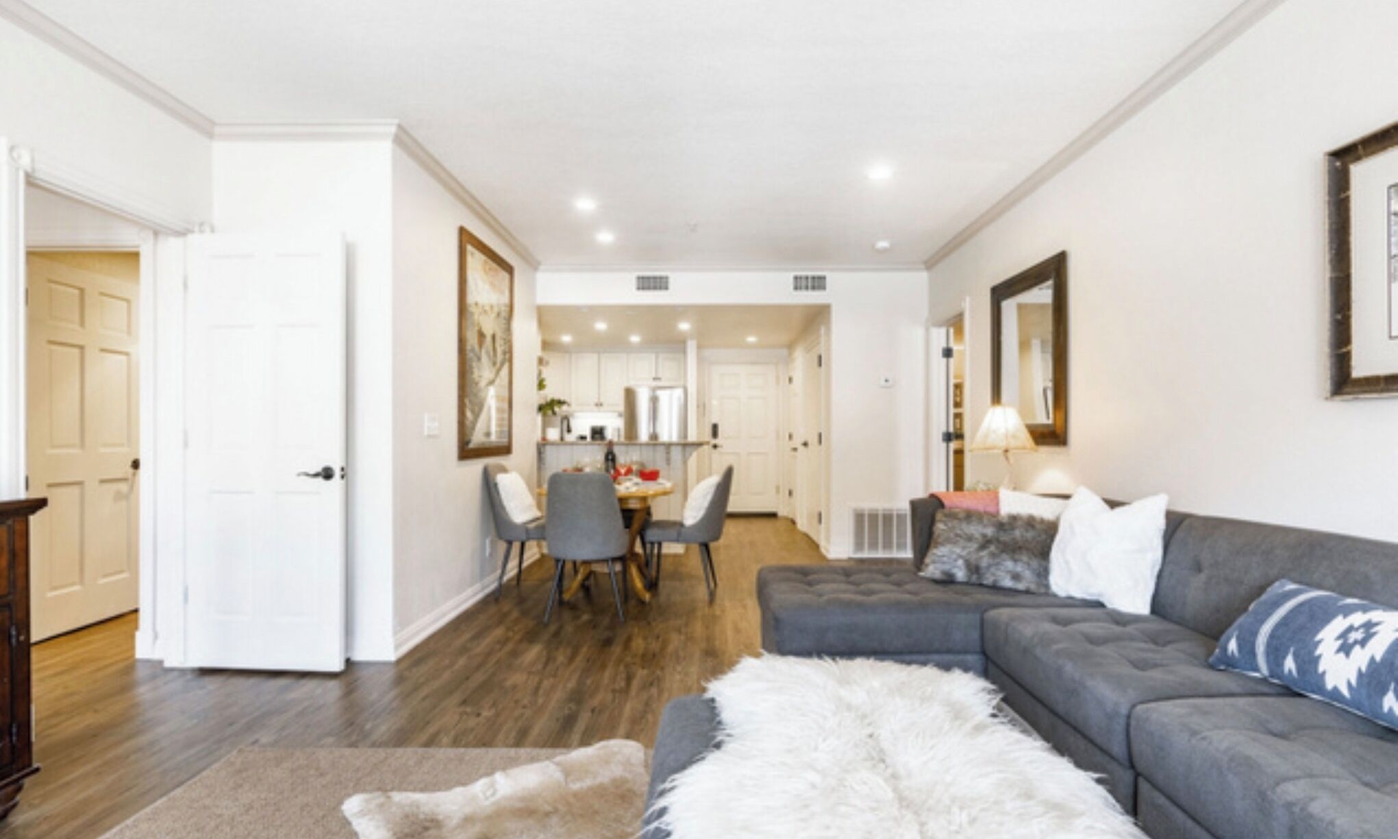 TV connectée, cheminée