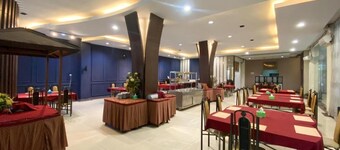 Grand Mansion Hotel