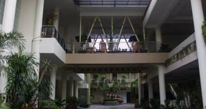 Grand Mansion Hotel