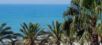 MARICEL Apartment - right on the beach