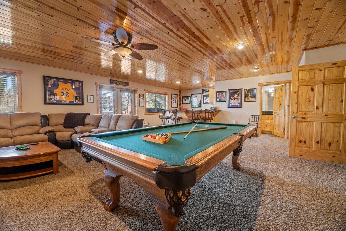 Photo 24 of Spacious Family Retreat in Big Bear Lake: Pet-Friendly, Fire Pit, Sonos & Jacuzzi – 3400 Sq Ft Luxury
