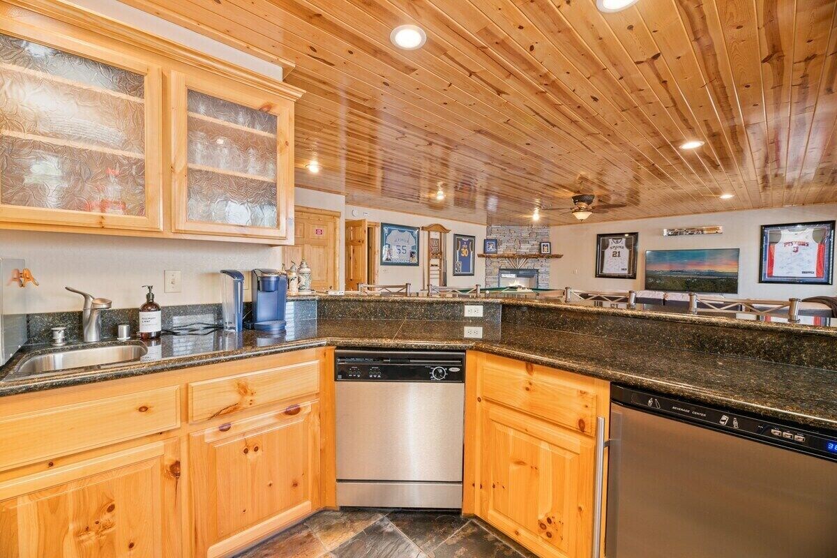 Photo 26 of Spacious Family Retreat in Big Bear Lake: Pet-Friendly, Fire Pit, Sonos & Jacuzzi – 3400 Sq Ft Luxury