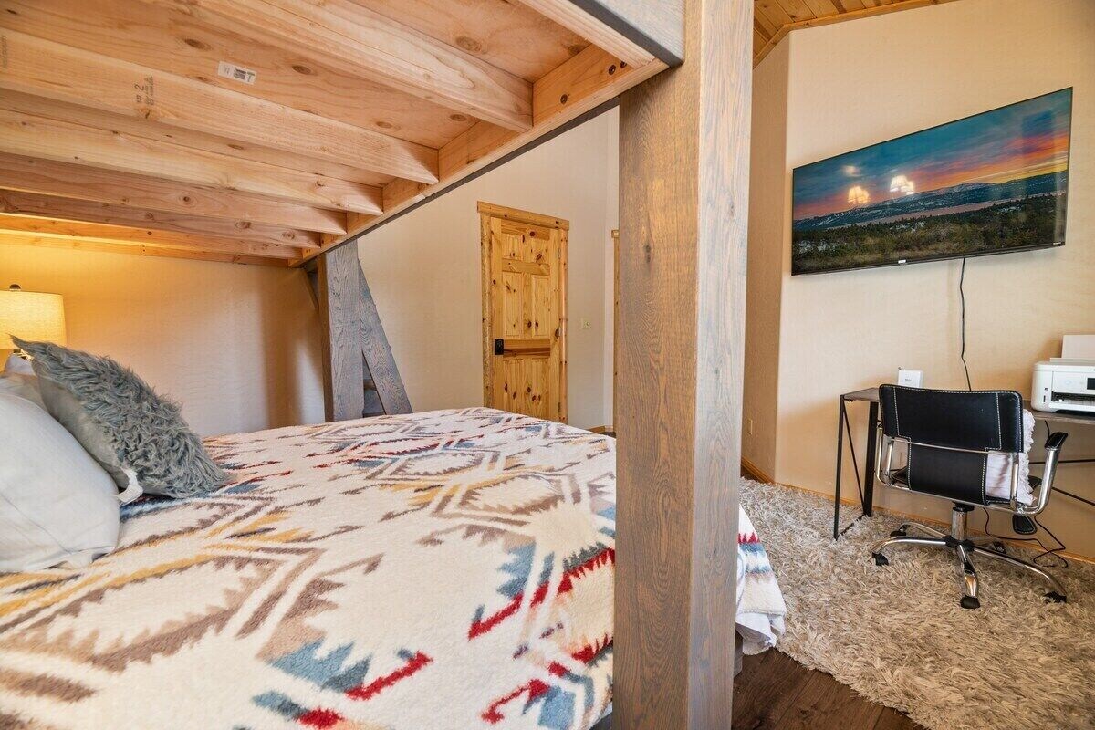 Photo 14 of Spacious Family Retreat in Big Bear Lake: Pet-Friendly, Fire Pit, Sonos & Jacuzzi – 3400 Sq Ft Luxury