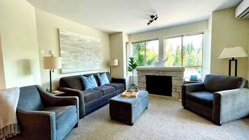 Smart TV, fireplace, offices