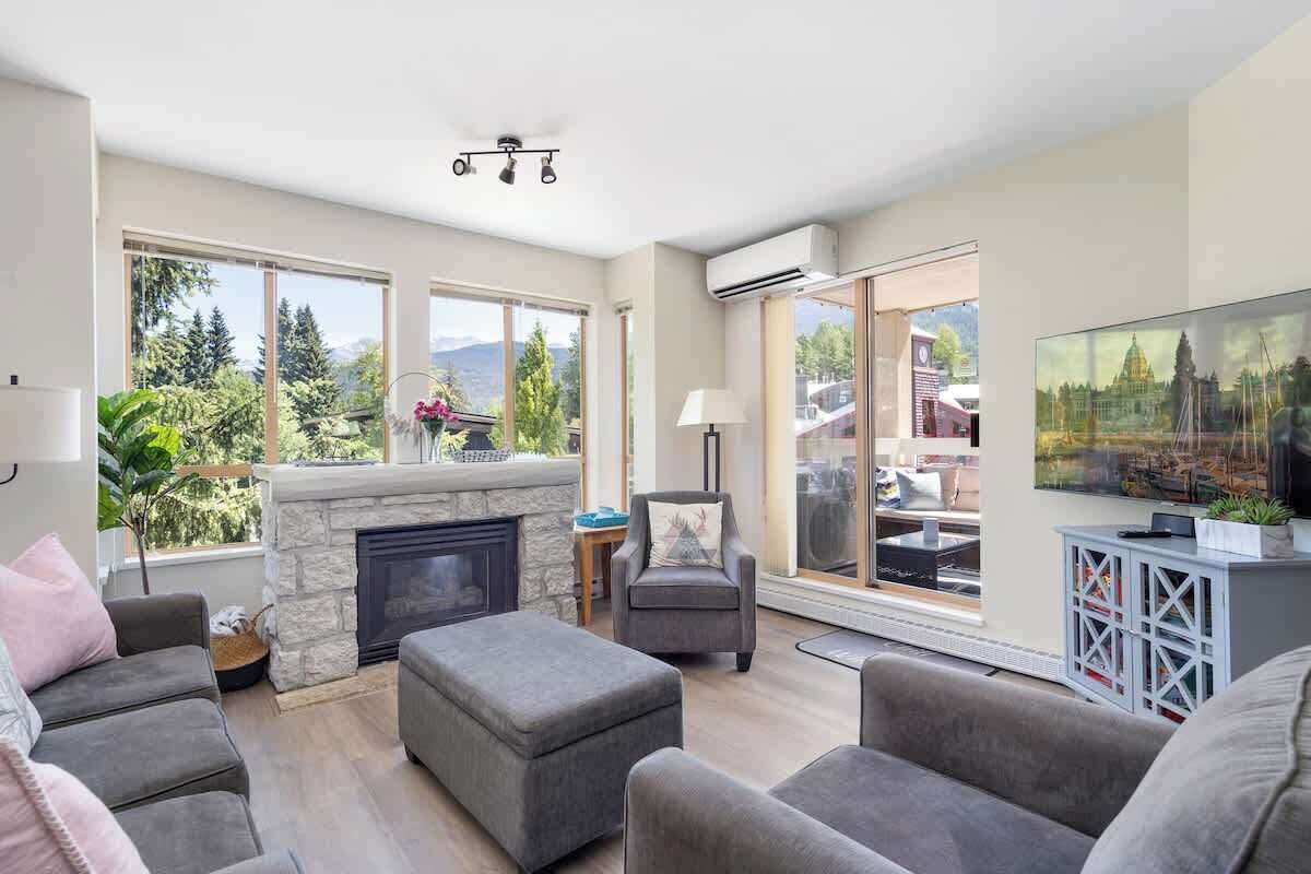 Smart TV, fireplace, offices