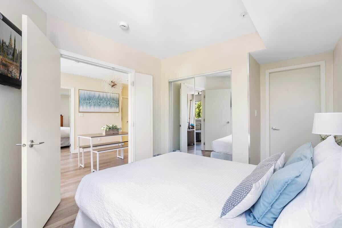 2 bedrooms, iron/ironing board, free WiFi, bed sheets
