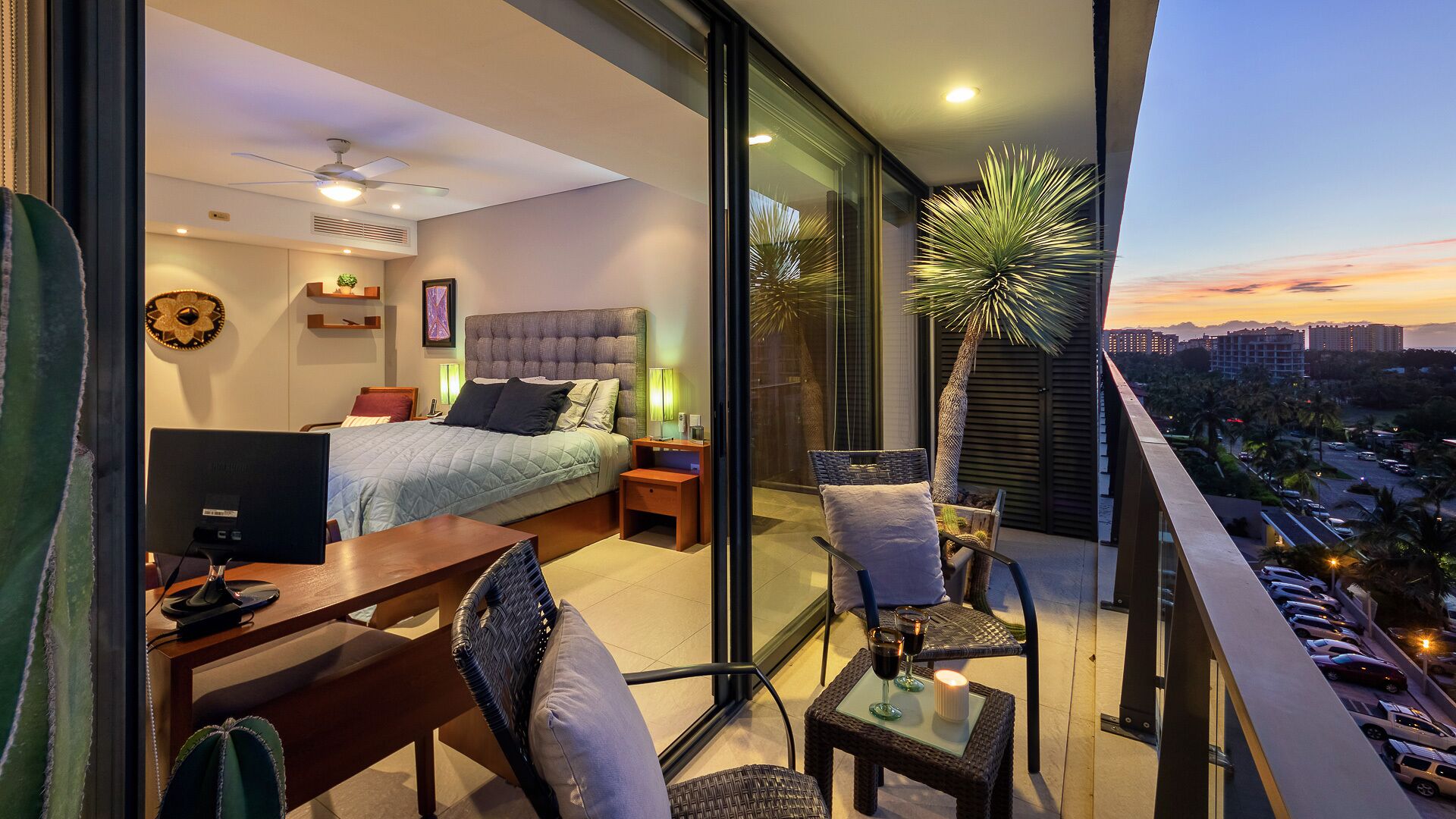 2 chambres, fer et planche à repasser, Wi-Fi gratuit, draps fournis