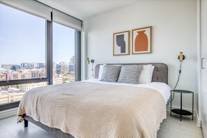 1 غرفة نوم ومكواة/لوح كي وواي فاي وملاءات أسرّة