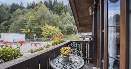 Holiday Apartment "im Haus Kreuzthal"