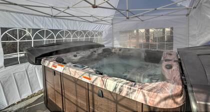 Spacious Family Glenwood Estates Home w/ Hot Tub!