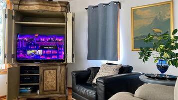 Téléviseur connecté, lecteur de DVD, chaîne audio