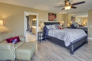 6 Schlafzimmer, Schreibtisch, Bügeleisen/Bügelbrett, Internetzugang